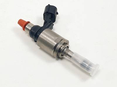 INYECTOR H8201141604 RENAULT MEGANE III BERLINA 5P Autodesguaces Alicante