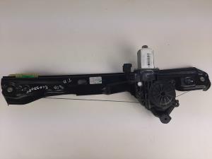 ELEVALUNAS TRASERO DERECHO CN15A27000CD FORD ECOSPORT Autodesguaces Alicante