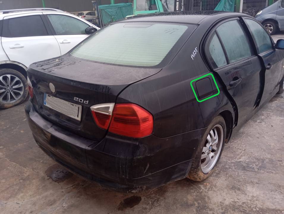 TAPA EXTERIOR COMBUSTIBLE