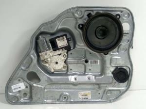 ELEVALUNAS TRASERO DERECHO 30724757 VOLVO V50 FAMILIAR Autodesguaces Alicante