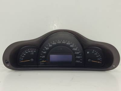 CUADRO INSTRUMENTOS A2035408111 MERCEDES CLASE C (W203) SPORTCOUPE Autodesguaces Alicante