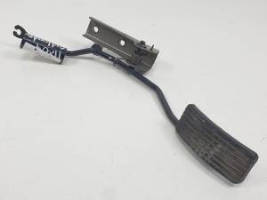 PEDAL ACELERADOR MITSUBISHI OUTLANDER (CU0W) Autodesguaces Alicante