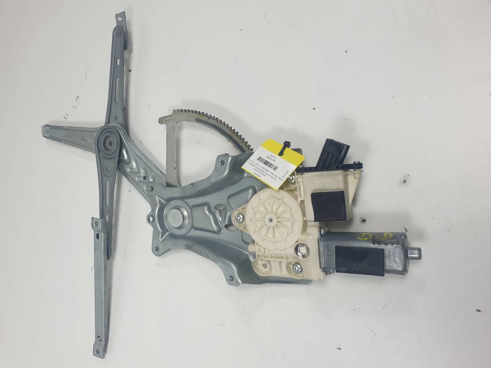 ELEVALUNAS DELANTERO DERECHO 9178986 OPEL VECTRA C BERLINA Autodesguaces Alicante