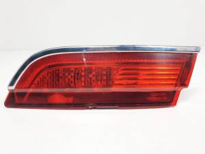 PILOTO TRASERO DERECHO INTERIOR 8X2315K272CD JAGUAR XF (X250) Autodesguaces Alicante