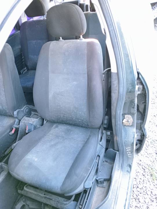 ASIENTO DELANTERO IZQUIERDO