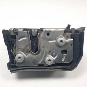 CERRADURA PUERTA TRASERA DERECHA 8402602 BMW X5 (E53) Autodesguaces Alicante