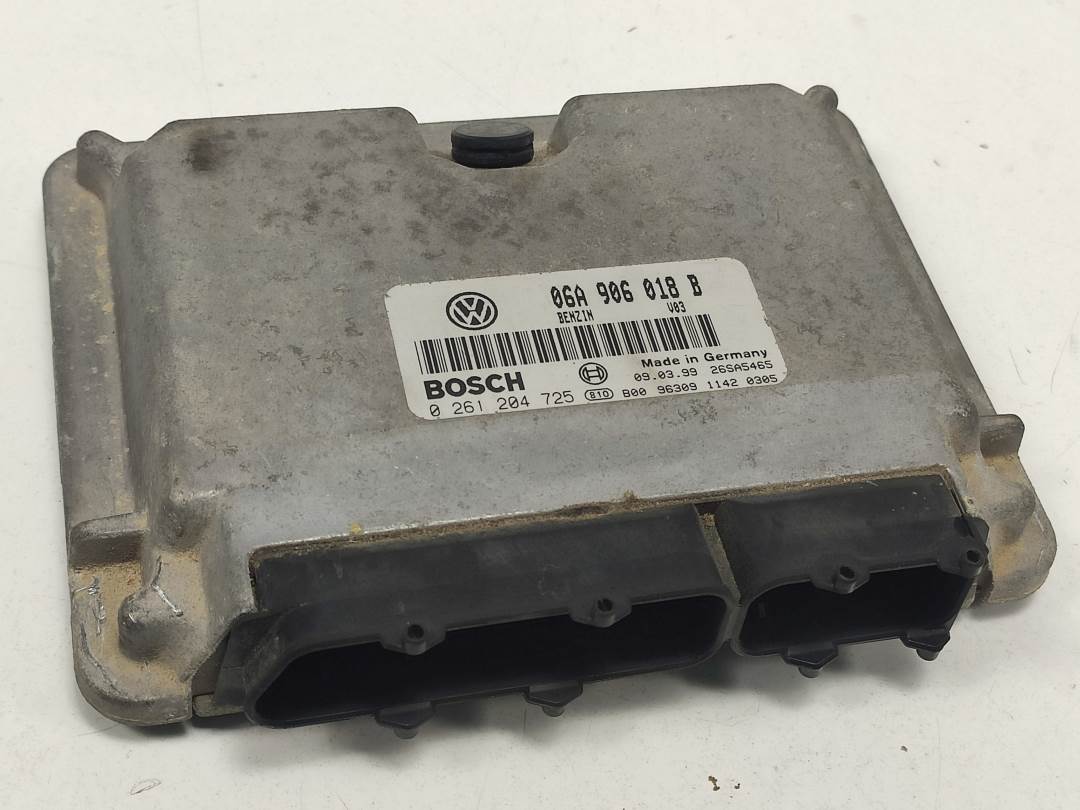 CENTRALITA MOTOR UCE - 0261204725 - SEAT - TOLEDO (1M2)