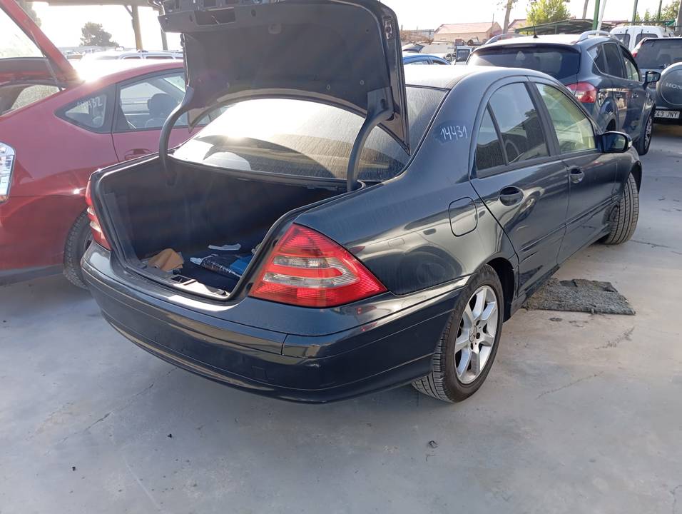 TAPA EXTERIOR COMBUSTIBLE