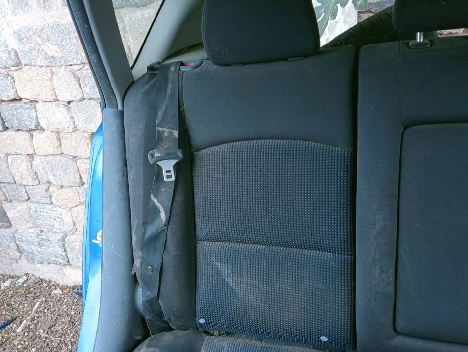 CINTURON SEGURIDAD TRASERO DERECHO