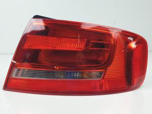 PILOTO TRASERO DERECHO 8K5945096D AUDI A4 BER. (B8) Autodesguaces Alicante
