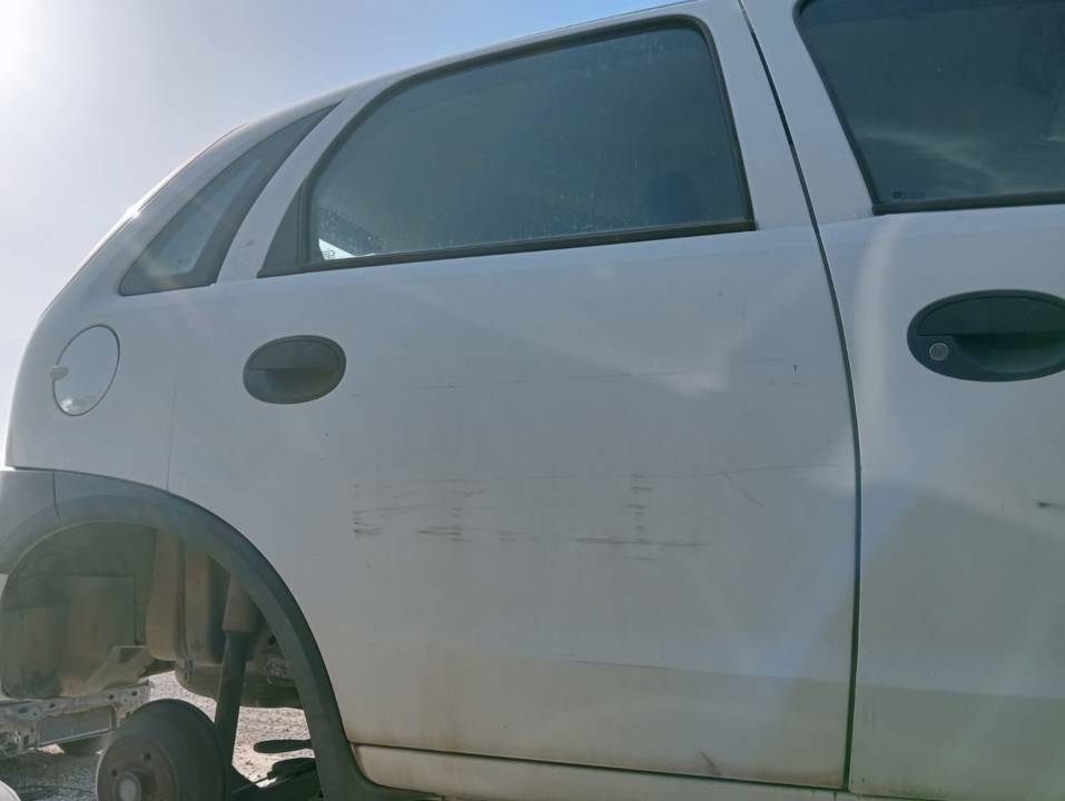 TAPA EXTERIOR COMBUSTIBLE