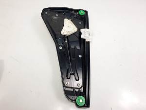 ELEVALUNAS TRASERO DERECHO 0137635 LAND ROVER RANGE ROVER SPORT (L320) Autodesguaces Alicante