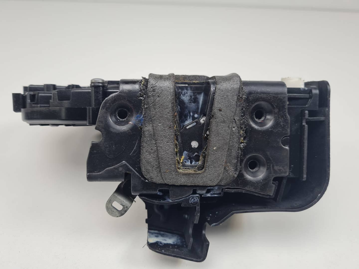 CERRADURA PUERTA TRASERA DERECHA - FQM500360 - LAND ROVER - FREELANDER 2 (LR2) (L359)