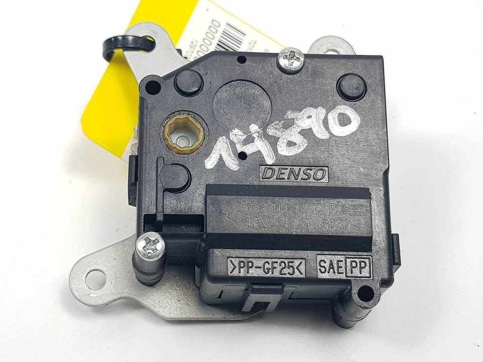 MOTOR APERTURA TRAMPILLAS CLIMATIZADOR - 0638001100 - TOYOTA - AURIS (E150)