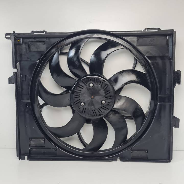 ELECTROVENTILADOR 864194602 BMW 1 F20 LCI Autodesguaces Alicante