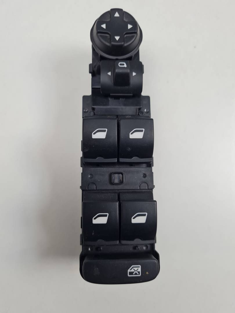 MANDO ELEVALUNAS DELANTERO IZQUIERDO - 96788281ZD00 - OPEL - GRANDLAND X