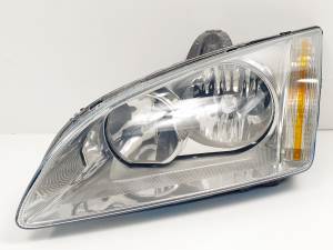 FARO IZQUIERDO FORD FOCUS BERLINA (CAP) Autodesguaces Alicante