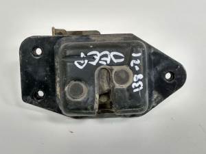 CERRADURA MALETERO / PORTON CHRYSLER JEEP GR.CHEROKEE (WJ/WG) Autodesguaces Alicante
