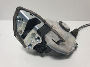 CERRADURA PUERTA TRASERA IZQUIERDA TOYOTA PRIUS+ Autodesguaces Alicante