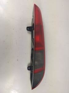 PILOTO TRASERO DERECHO 4M5113N004C FORD FOCUS SPORTBREAK (CAP) Autodesguaces Alicante