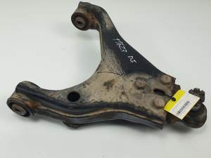 BRAZO SUSPENSION INFERIOR DELANTERO IZQUIERDO KIA SORENTO Autodesguaces Alicante