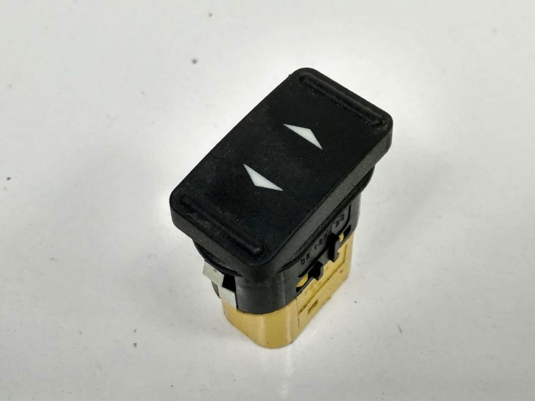 MANDO ELEVALUNAS TRASERO DERECHO - 6M2T14529DA - FORD - FOCUS SPORTBREAK (CAP)