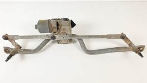 MOTOR LIMPIA DELANTERO 0390241519 RENAULT CLIO II FASE II (B/CB0) Autodesguaces Alicante