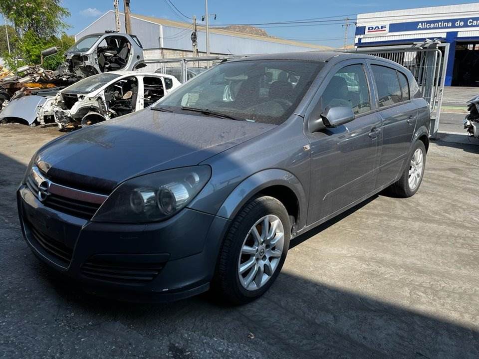 OPEL ASTRA H BERLINA (2004 - 2007)