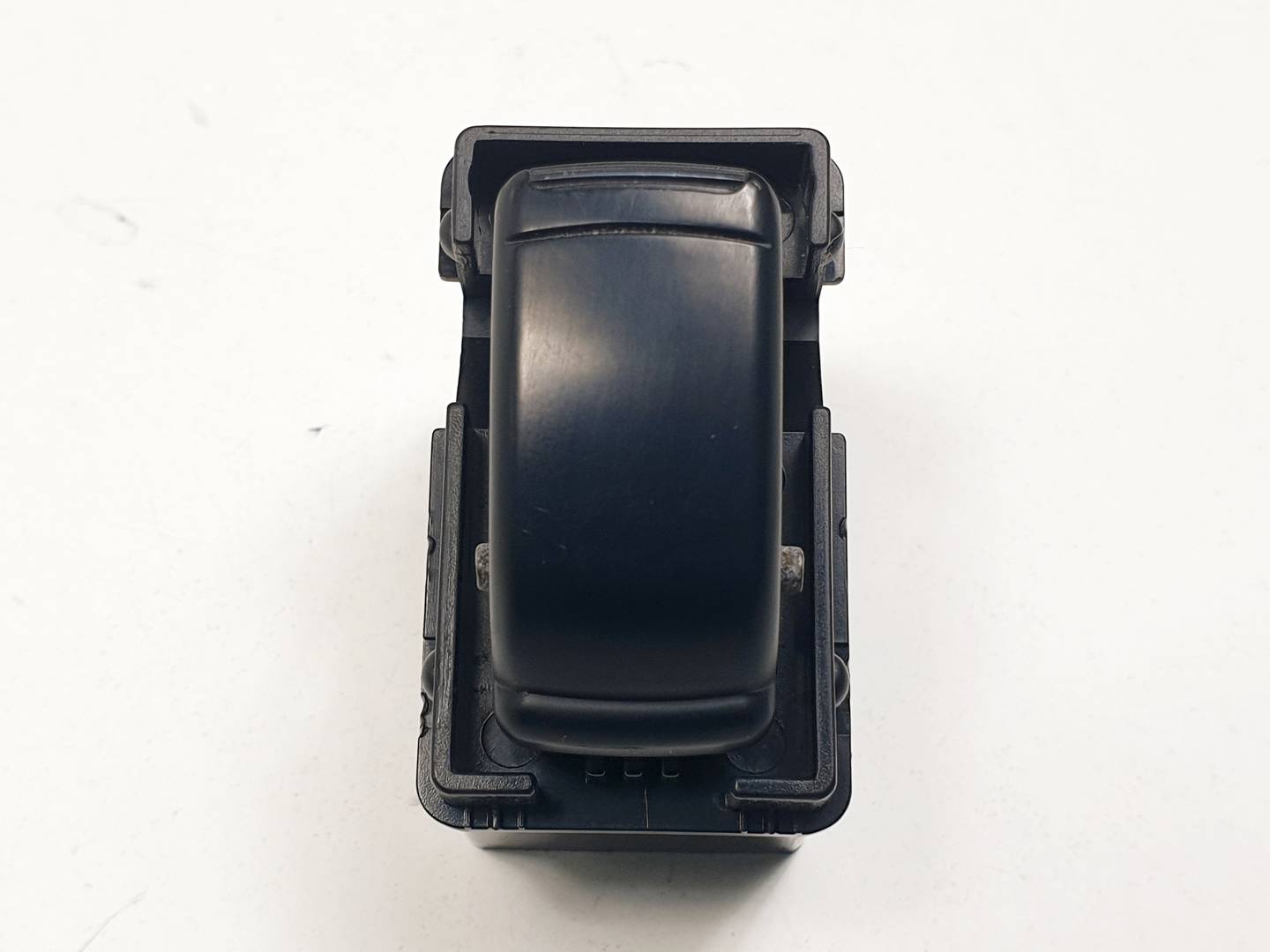 MANDO ELEVALUNAS DELANTERO DERECHO - 621W04790 - CHEVROLET - LACETTI
