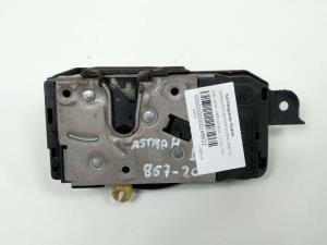 CERRADURA PUERTA DELANTERA DERECHA 13220368 OPEL ASTRA H BER. Autodesguaces Alicante