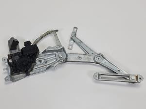 ELEVALUNAS DELANTERO IZQUIERDO 90521881 OPEL ASTRA G BERLINA Autodesguaces Alicante