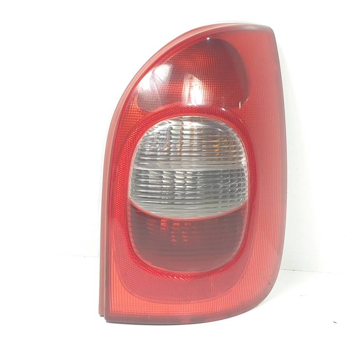 PILOTO TRASERO DERECHO 89300241 CITROEN XSARA PICASSO Autodesguaces Alicante