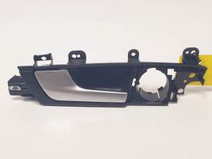 MANETA INTERIOR TRASERA IZQUIERDA 8P4839019 AUDI A3 SPORTBACK (8P) Autodesguaces Alicante