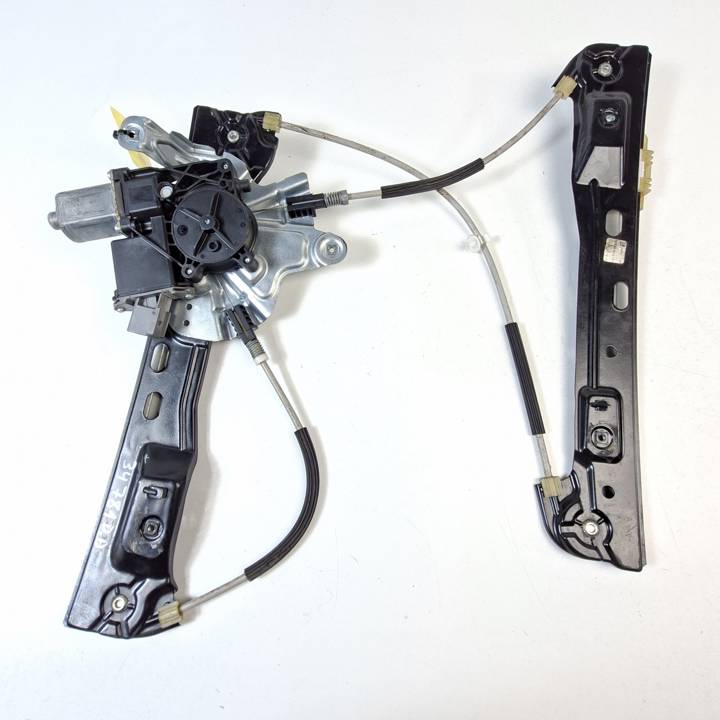 ELEVALUNAS DELANTERO DERECHO 20952458 OPEL INSIGNIA SPORTS TOURER Autodesguaces Alicante
