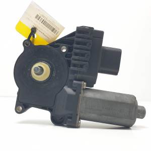 MOTOR ELEVALUNAS DELANTERO IZQUIERDO 0130821770 FORD MONDEO TURNIER (GE) Autodesguaces Alicante