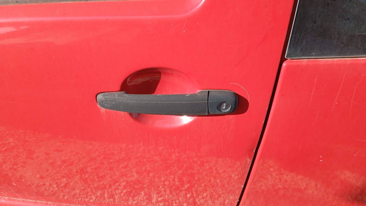 MANETA EXTERIOR DELANTERA IZQUIERDA