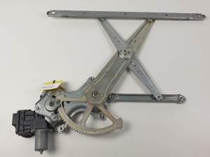ELEVALUNAS TRASERO DERECHO 8571033360 LEXUS ES (XZ10) Autodesguaces Alicante