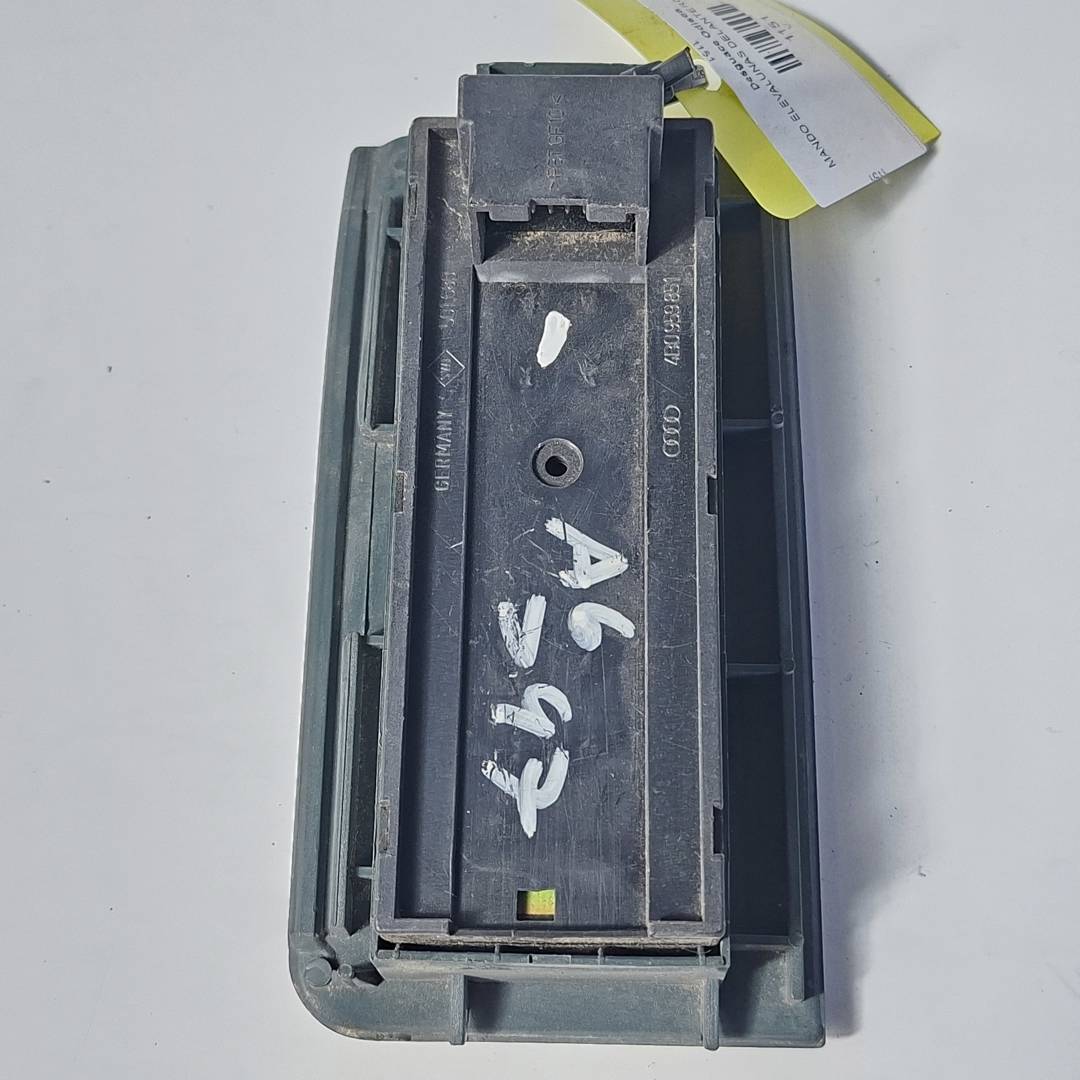 Foto 2 de Mando Elevalunas Delantero Izquierdo Audi A6 Avant (4b5) (1998–2001)