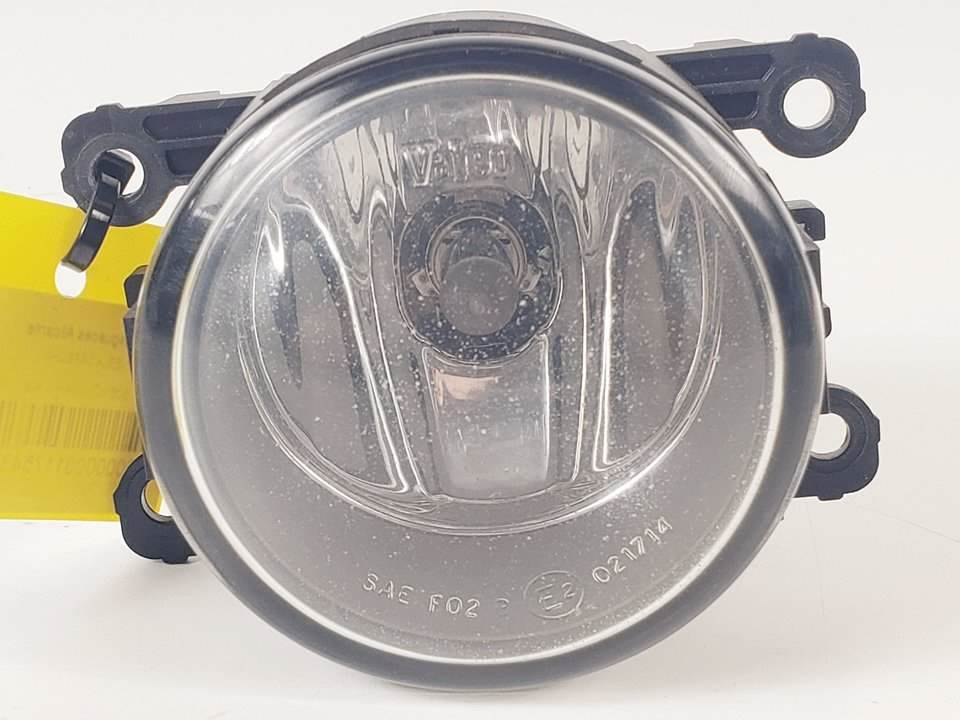 FARO ANTINIEBLA DERECHO - 8200074008 - RENAULT - SCENIC II (X84,JM)
