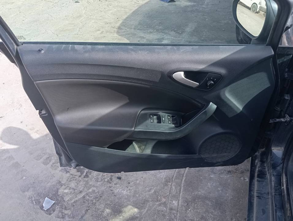 ELEVALUNAS DELANTERO IZQUIERDO