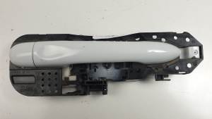 MANETA EXTERIOR TRASERA DERECHA 806060041R RENAULT MEGANE III BERLINA 5P Autodesguaces Alicante