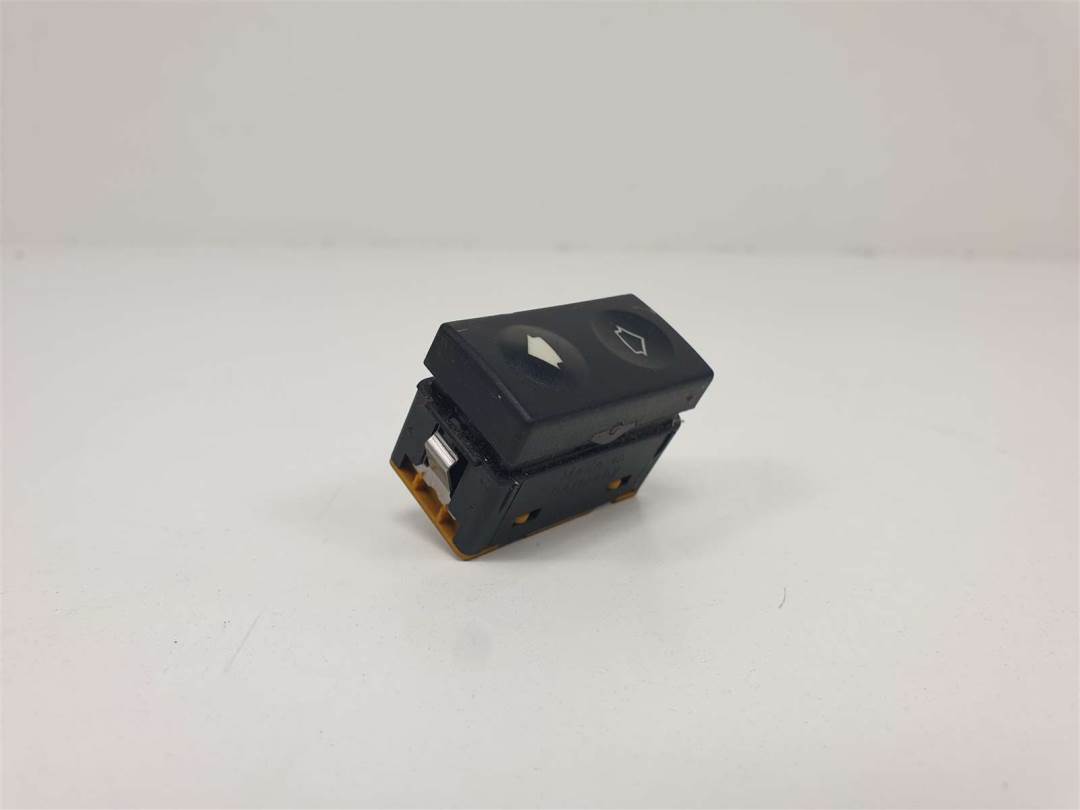 MANDO ELEVALUNAS TRASERO IZQUIERDO - 8368941 - BMW - SERIE 3 CABRIO (E36)