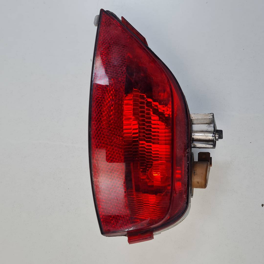 PILOTO TRASERO IZQUIERDO - 265852501R - CITROEN - C4 BERLINA