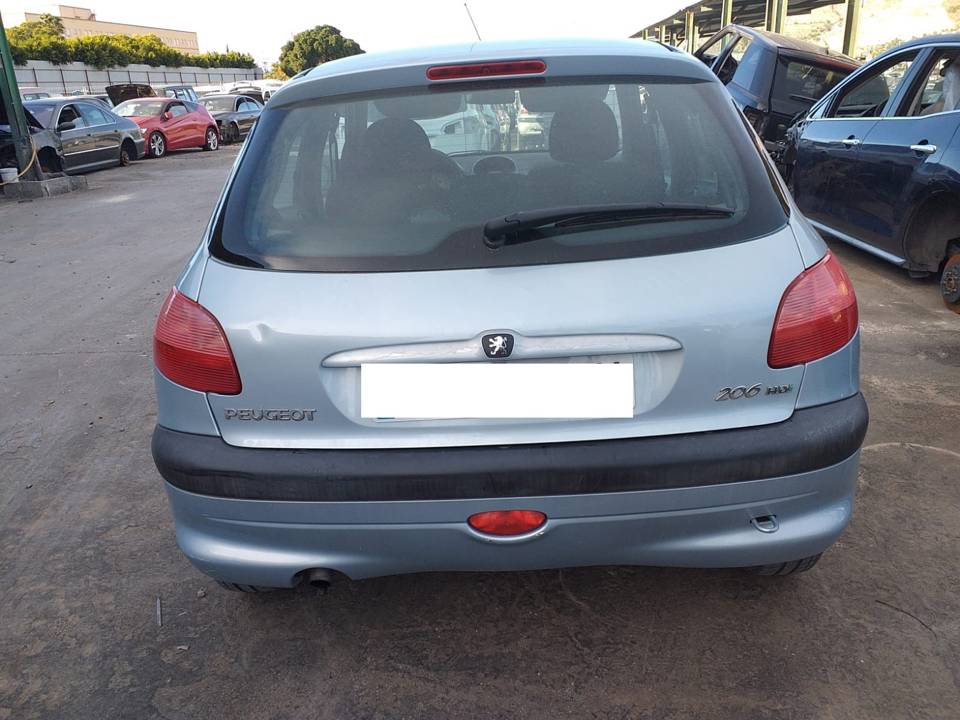 Imagen del vehículo PEUGEOT 206 BERLINA