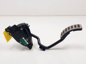 POTENCIOMETRO PEDAL 3D2723503C VOLKSWAGEN PHAETON (3D2/3D8) Autodesguaces Alicante