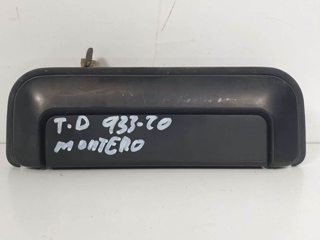 Poignée extérieure avant droite - MR313840 - MITSUBISHI - MONTERO SPORT (K90)