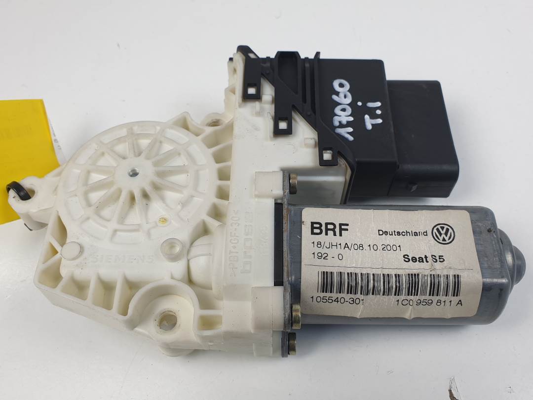 MOTOR ELEVALUNAS TRASERO IZQUIERDO - 1C0959811A - SEAT - LEON (1M1)