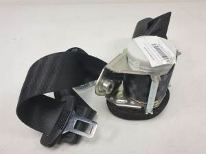 CINTURON SEGURIDAD TRASERO DERECHO 1K8857806 VOLKSWAGEN SCIROCCO (138) Autodesguaces Alicante