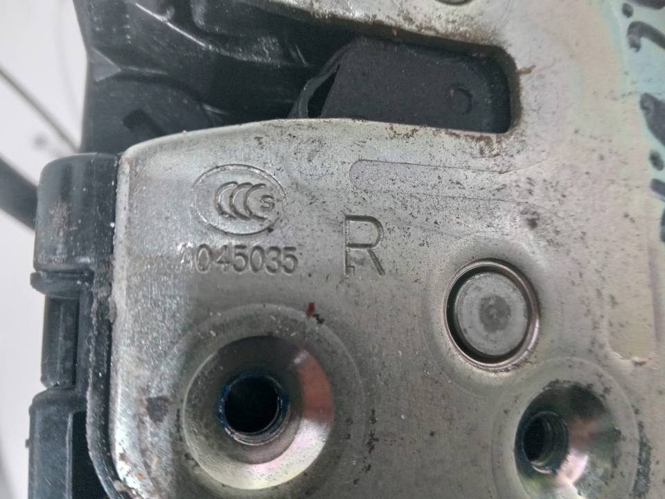 CERRADURA PUERTA DELANTERA DERECHA