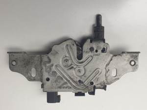 CERRADURA CAPOT 1S7A16700AC FORD MONDEO BERLINA (GE) Autodesguaces Alicante